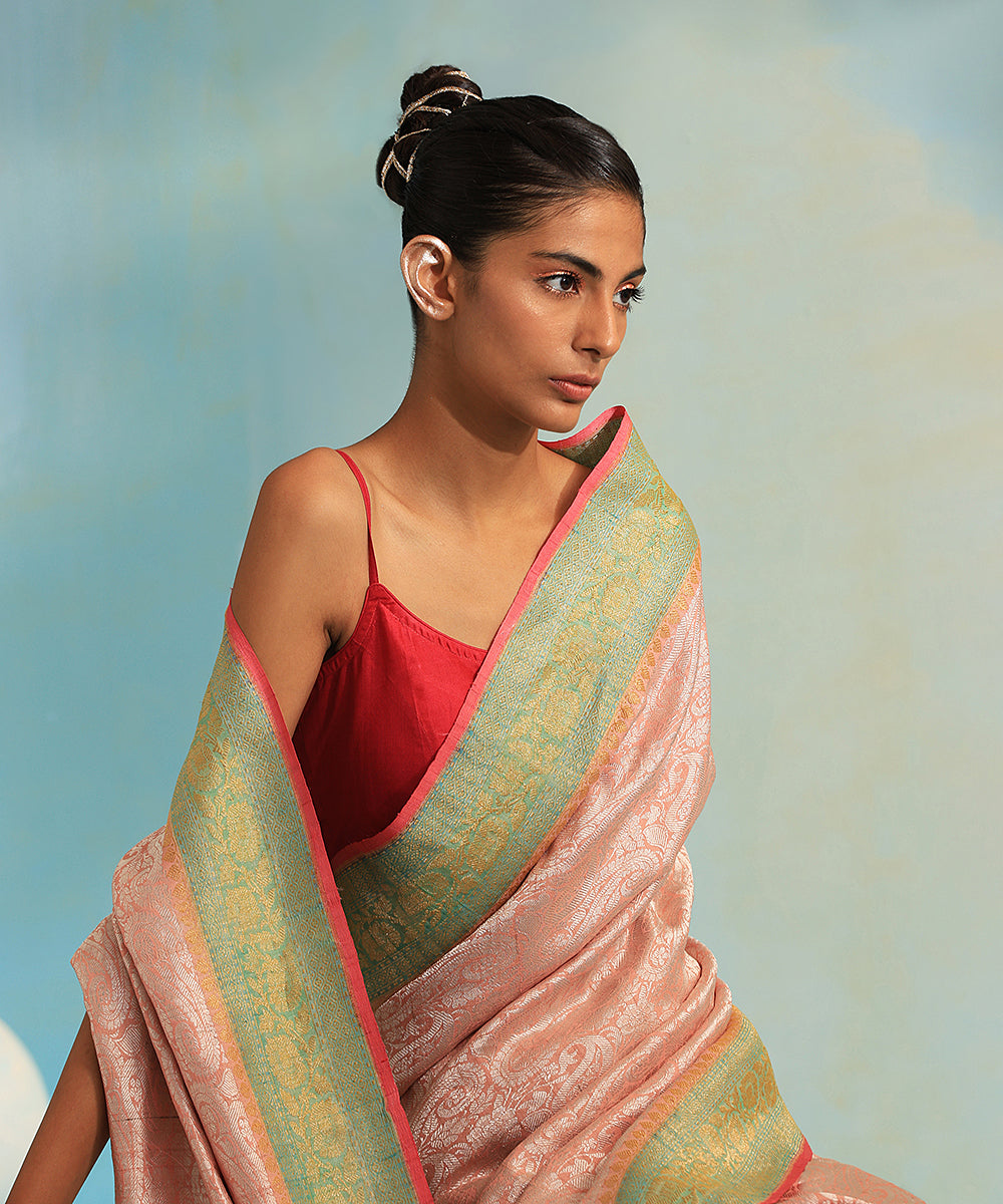 Handloom_Peach_And_Pink_Pure_Tussar_Georgette_Tanchoi_Banarasi_Saree_With_Cutwork_Weave_WeaverStory_01