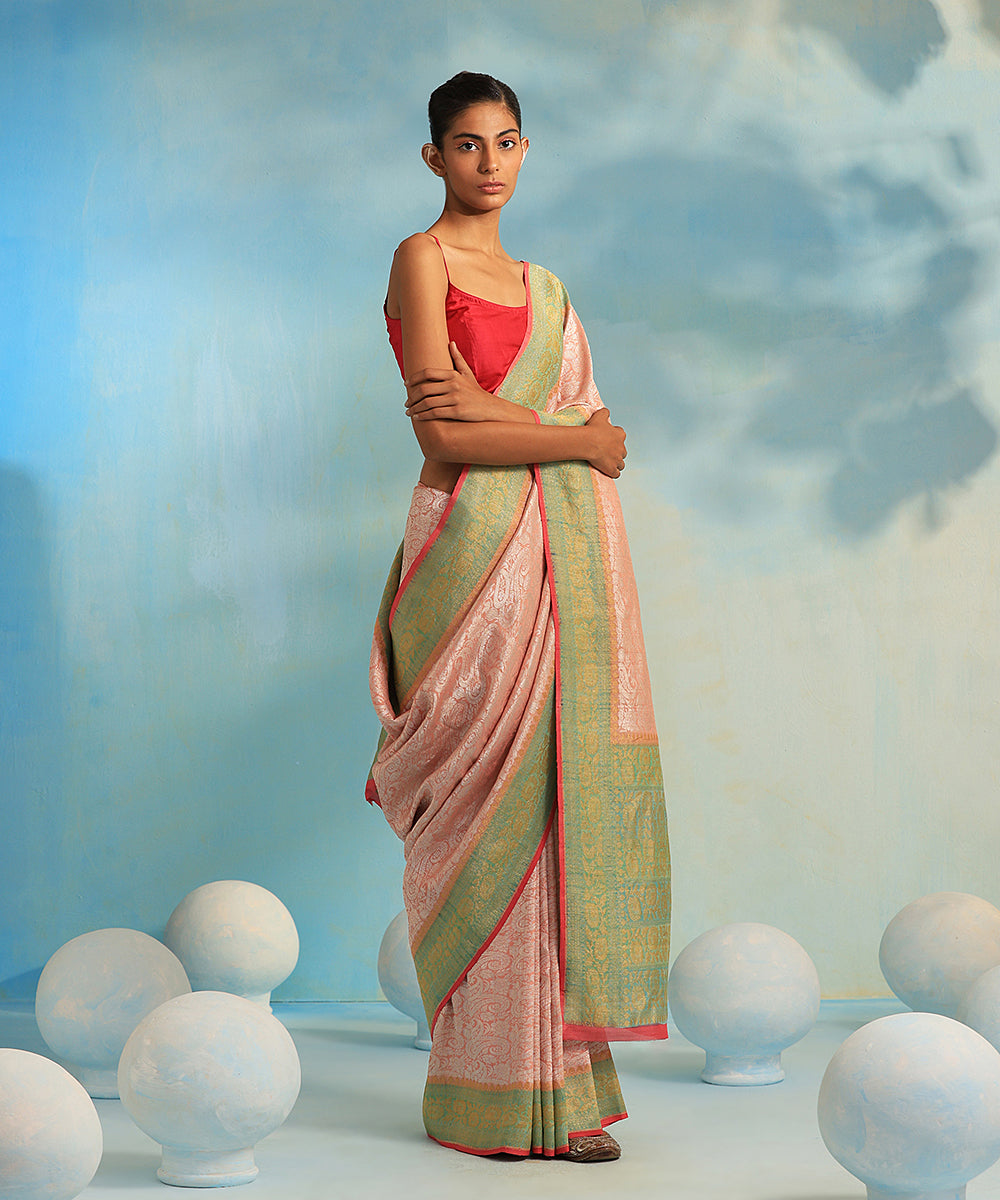 Handloom_Peach_And_Pink_Pure_Tussar_Georgette_Tanchoi_Banarasi_Saree_With_Cutwork_Weave_WeaverStory_02