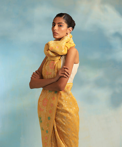 Handloom_Yellow_Pure_Tussar_Georgette_Banarasi_Saree_With_Floral_Border_WeaverStory_01