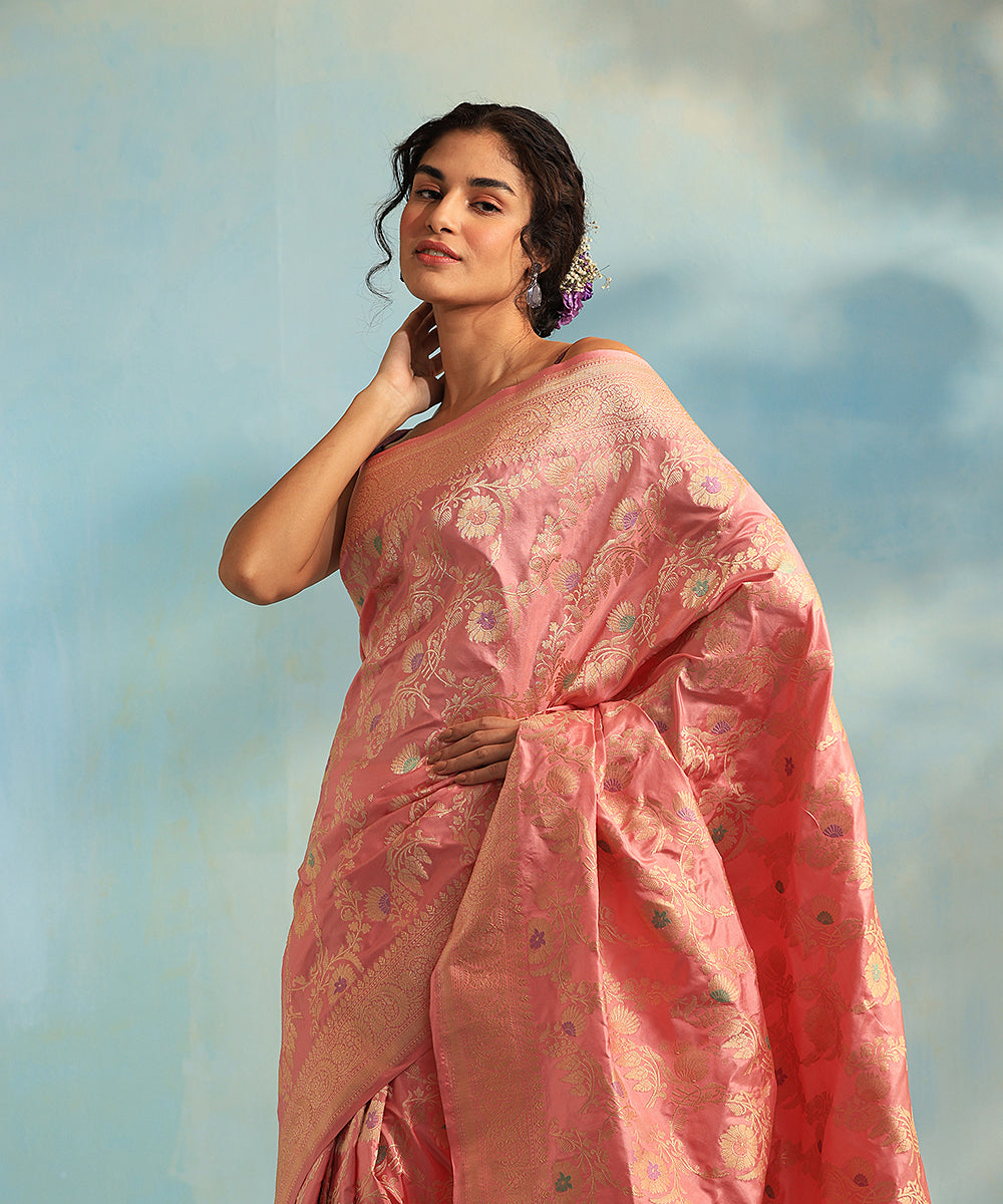 Handloom_Light_Pink_Pure_Katan_Silk_Banarasi_Saree_With_All_Over_Jangla_And_Meenakari_Work_WeaverStory_01