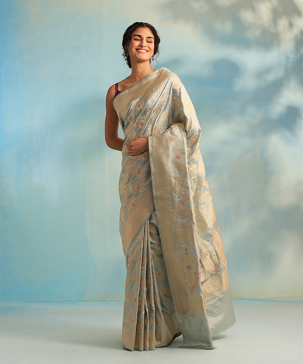 Powder_Blue_Handloom_Pure_Katan_Silk_Banarasi_Saree_With_Jangla_And_Meenakari_Work_WeaverStory_02