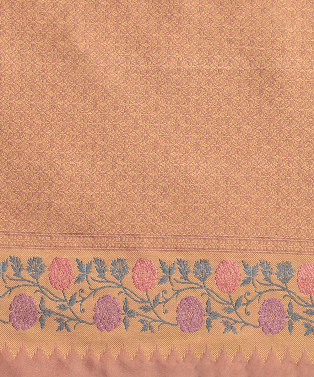 Dusty_Pink_Handloom_Pure_Kora_Silk_Banarasi_Saree_With_Resham_Floral_Border_WeaverStory_05