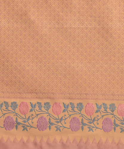 Dusty_Pink_Handloom_Pure_Kora_Silk_Banarasi_Saree_With_Resham_Floral_Border_WeaverStory_05