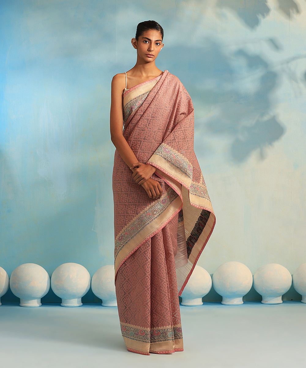 Handloom_Dusty_Mauve_Pure_Kora_Silk_Banarasi_Saree_With_Resham_Floral_Border_WeaverStory_02