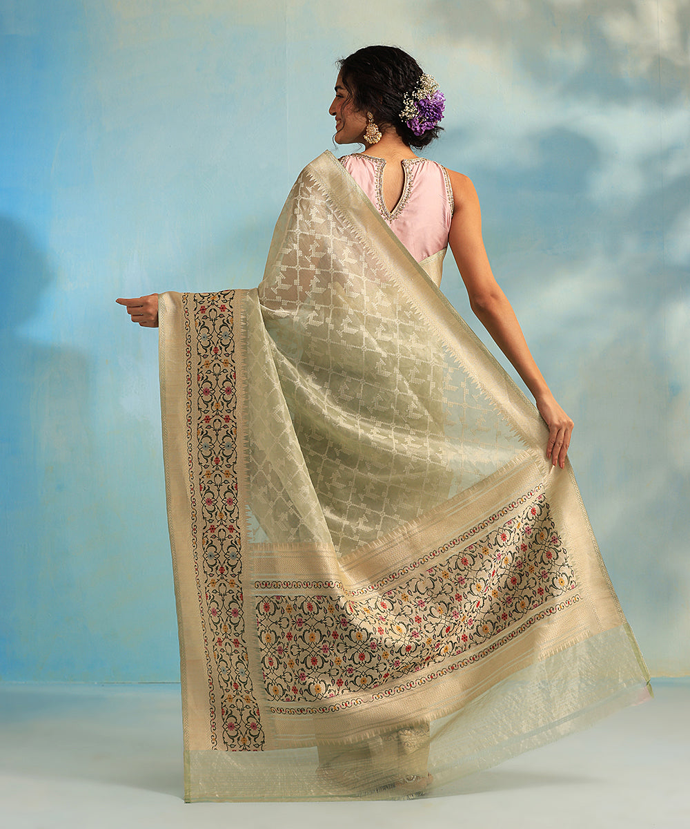 Light_Green_Handloom_Pure_Tissue_Silk_Patola_Banarasi_Saree_With_Meenakari_Border_WeaverStory_03