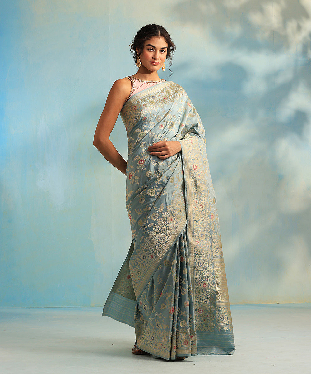 Handloom_Powder_Blue_Pure_Katan_Silk_Banarasi_Saree_With_Zari_Jangla_WeaverStory_02