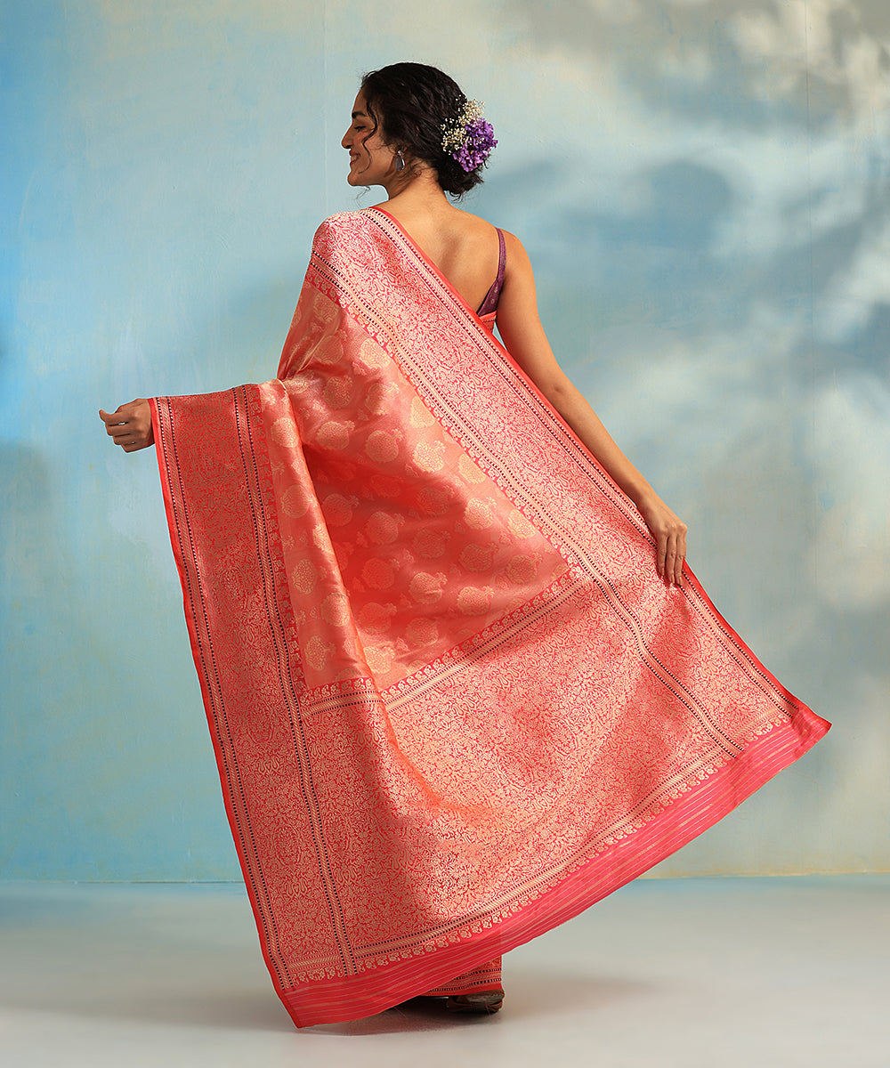 Handloom_Pink_Dual_Tone_Pure_Tissue_Silk_Banarasi_Saree_With_Dampaj_Weave_WeaverStory_03