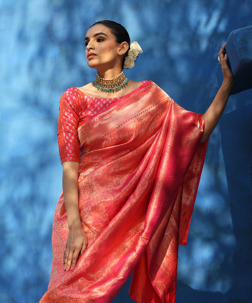 Handloom_Pink_And_Orange_Pure_Katan_Silk_Kimkhab_Banarasi_Saree_With_Antique_Gold_Zari_WeaverStory_01