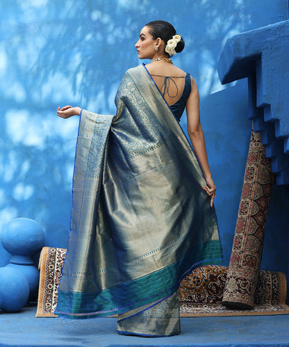 Handloom_Peacock_Blue_Pure_Katan_Silk_Kimkhab_Banarasi_Saree_With_Antique_Gold_Zari_WeaverStory_03