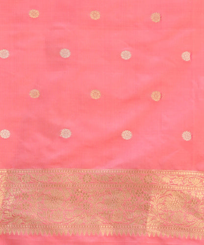 Handloom_Light_Pink_Pure_Katan_Silk_Banarasi_Saree_With_Kadhwa_Booti_WeaverStory_05