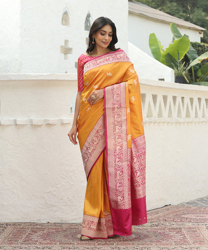 Mustard_Handloom_Pure_Katan_Silk_Banarasi_Saree_With_Red_Shikargah_Border_WeaverStory_02