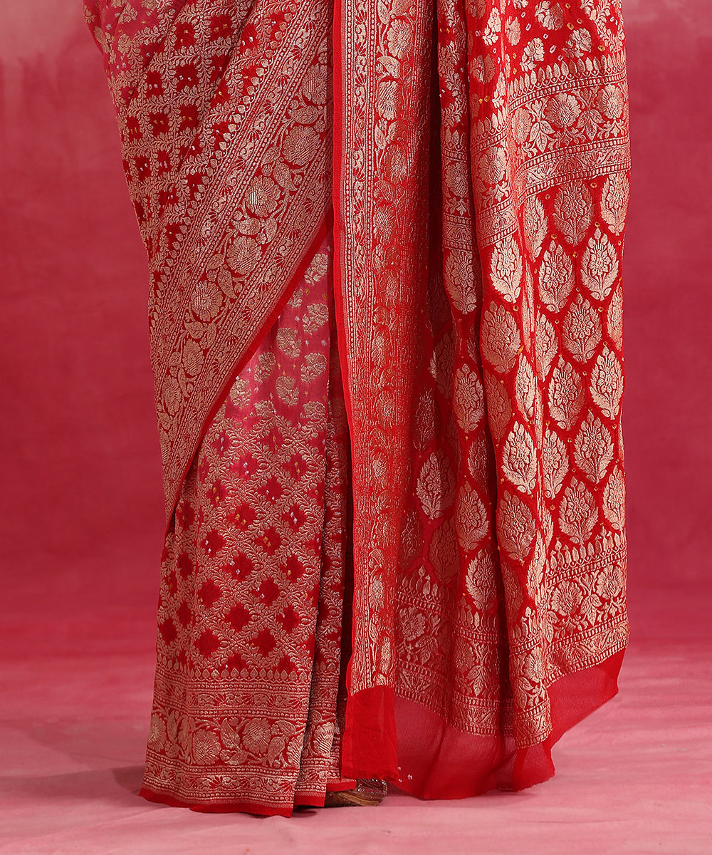 Handloom_Pink_And_Red_Ombre_Dyed_Pure_Georgette_Banarasi_Bandhej_Saree_WeaverStory_04
