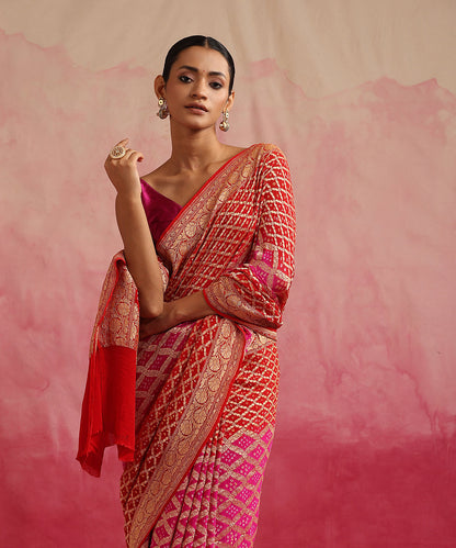 Handloom_Red_And_Magenta_Ombre_Dyed_Pure_Georgette_Banarasi_Bandhej_Saree_WeaverStory_01