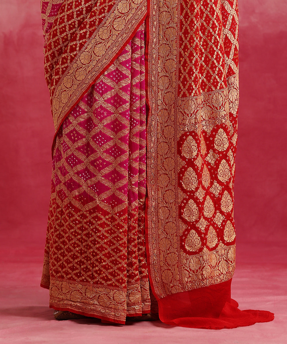Handloom_Red_And_Magenta_Ombre_Dyed_Pure_Georgette_Banarasi_Bandhej_Saree_WeaverStory_05
