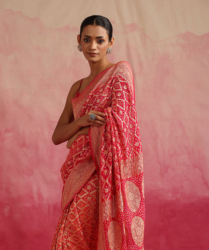 Handloom_Pink_And_Orange_Ombre_Dyed_Pure_Georgette_Banarasi_Bandhej_Saree_WeaverStory_01