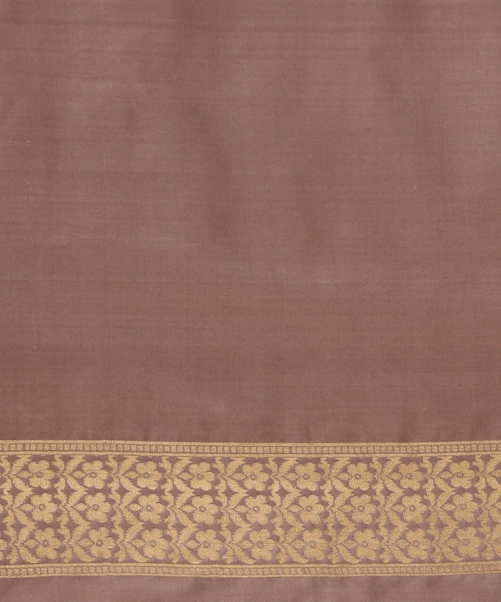 Handloom_Lavender_Pure_Katan_Silk_Banarasi_Saree_With_Jaal_WeaverStory_05