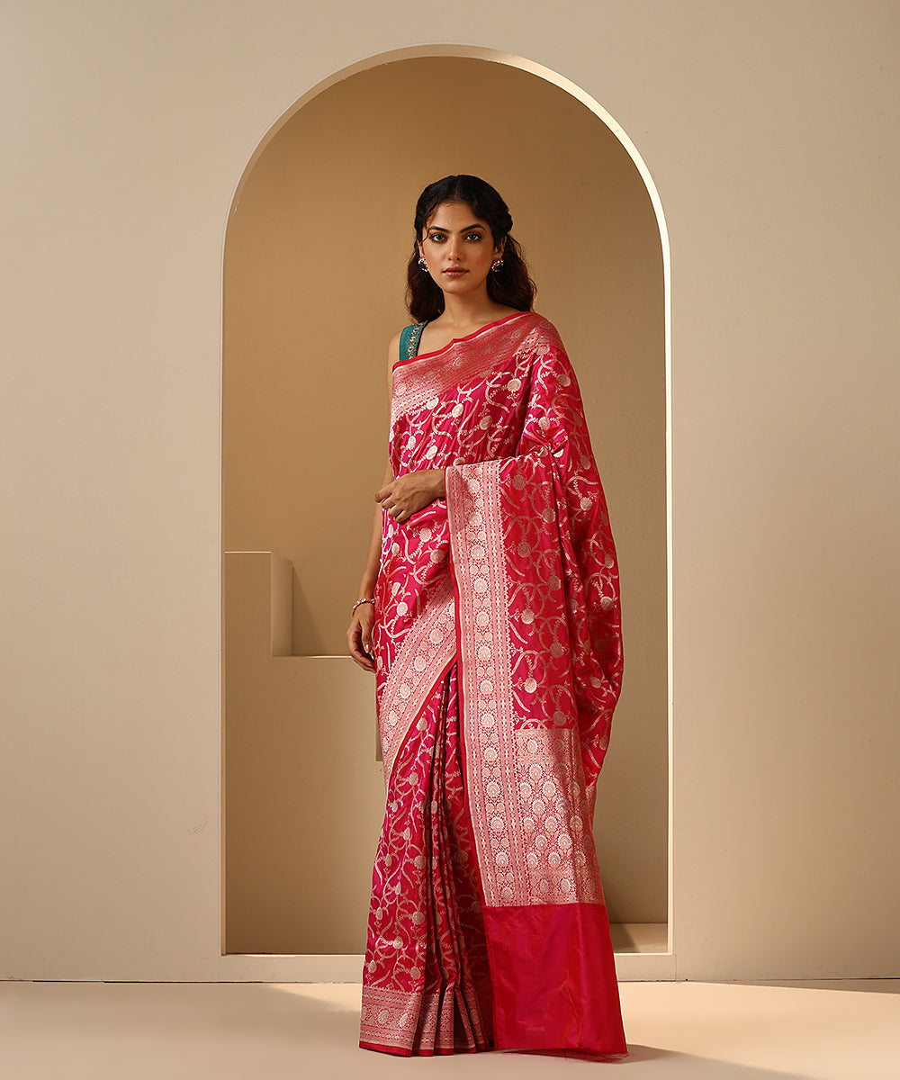 Handloom_Rani_Pink_Pure_Katan_Silk_Banarasi_Saree_With_Cutwork_Jaal_WeaverStory_02