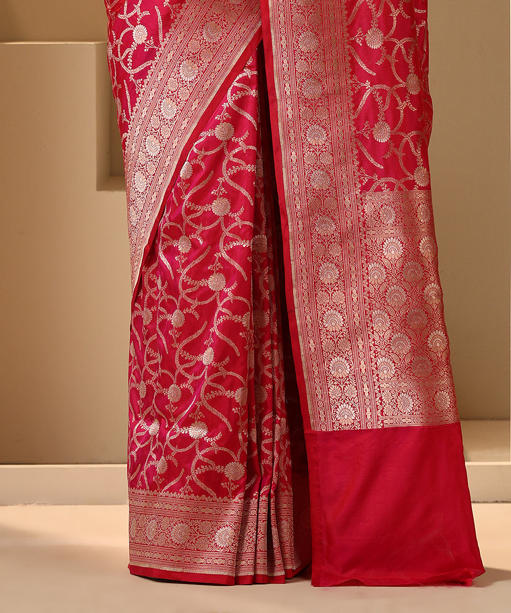 Handloom_Rani_Pink_Pure_Katan_Silk_Banarasi_Saree_With_Cutwork_Jaal_WeaverStory_04