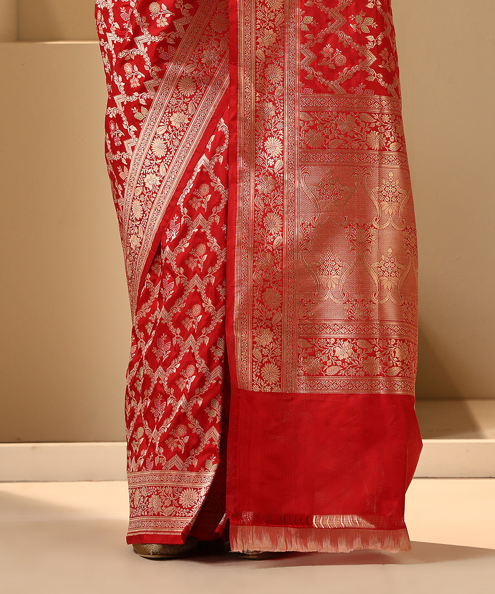 Handloom_Red_Pure_Katan_Silk_Banarasi_Saree_With_Cutwork_Jaal_WeaverStory_04