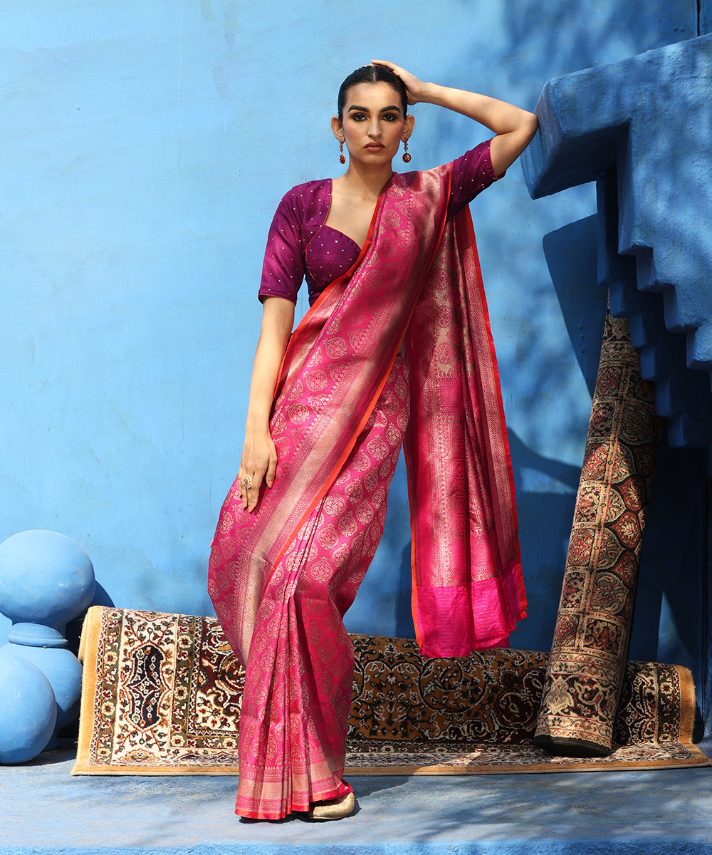 Handloom_Rani_Pink_Pure_Katan_Silk_Kimkhab_Banarasi_Saree_With_Peach_Selvedge_WeaverStory_02