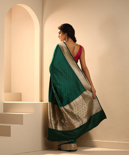 Green_Handloom_Pure_Satin_Silk_Tanchoi_Banarasi_Saree_With_Zari_Palla_WeaverStory_03