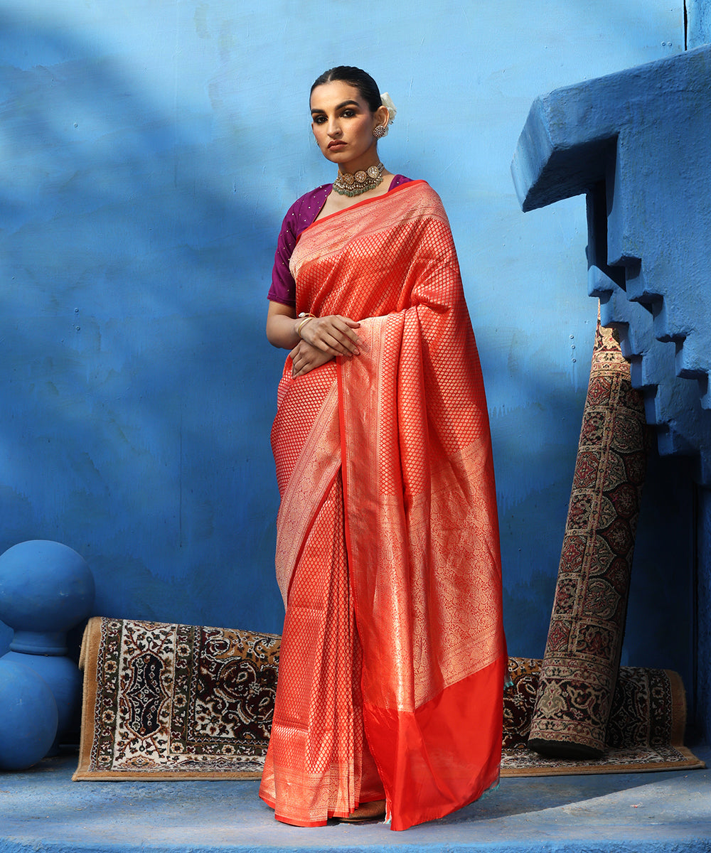 Handloom_Orange_Pure_Katan_Silk_Tanchoi_Banarasi_Saree_With_Zari_Booti_WeaverStory_02