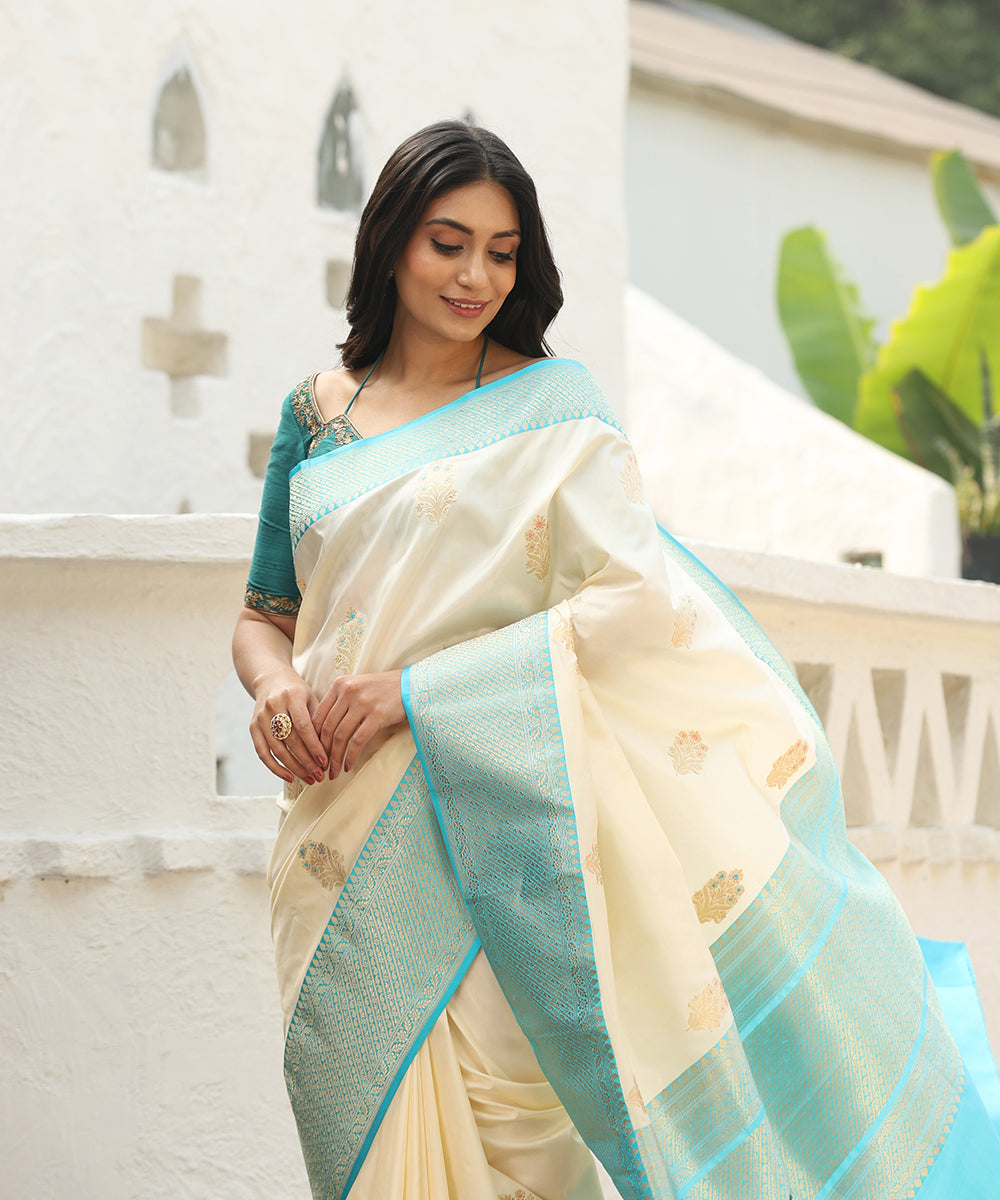 Cream_And_Blue_Handloom_Pure_Katan_Silk_Banarasi_Saree_With_Kadhwa_Boota_WeaverStory_01