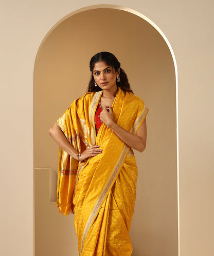 Mango_Yellow_Handloom_Pure_Katan_Silk_Banarasi_Saree_With_Kadhwa_Meenakari_Border_WeaverStory_01