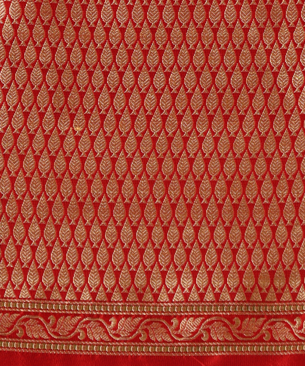 Mango_Yellow_Handloom_Pure_Katan_Silk_Banarasi_Saree_With_Kadhwa_Meenakari_Border_WeaverStory_05