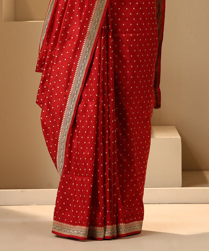 Red_Handloom_Pure_Katan_Silk_Banarasi_Saree_With_Kadhwa_Meenakari_Border_WeaverStory_04