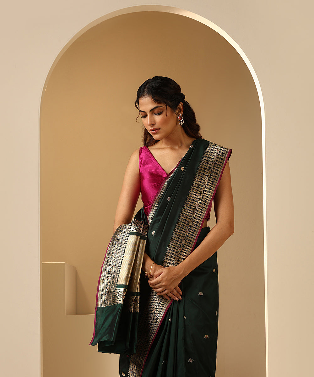 Handloom_Bottle_Green_Pure_Katan_Silk_Banarasi_Saree_With_Wine_Selvedge_WeaverStory_01