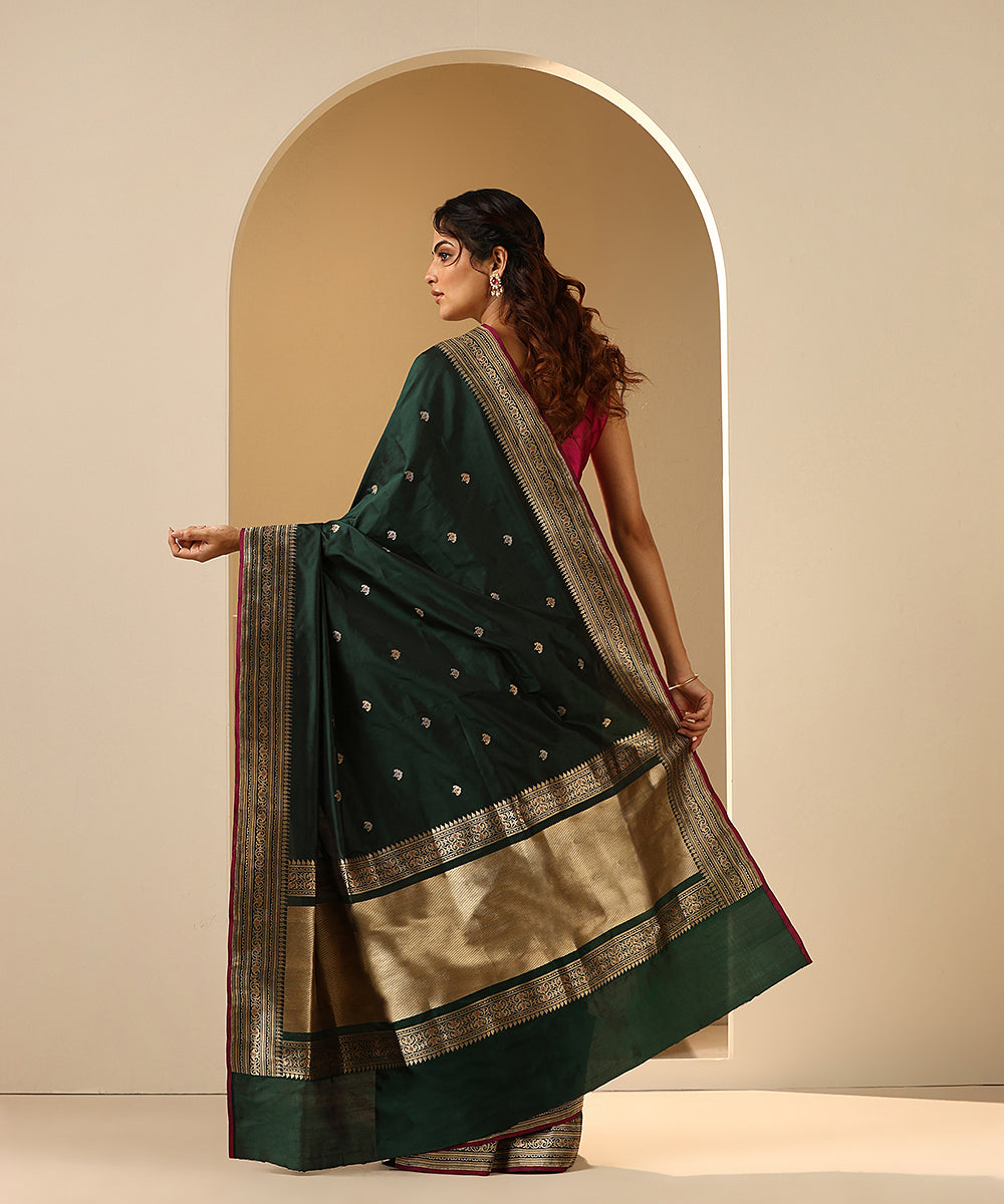 Handloom_Bottle_Green_Pure_Katan_Silk_Banarasi_Saree_With_Wine_Selvedge_WeaverStory_03