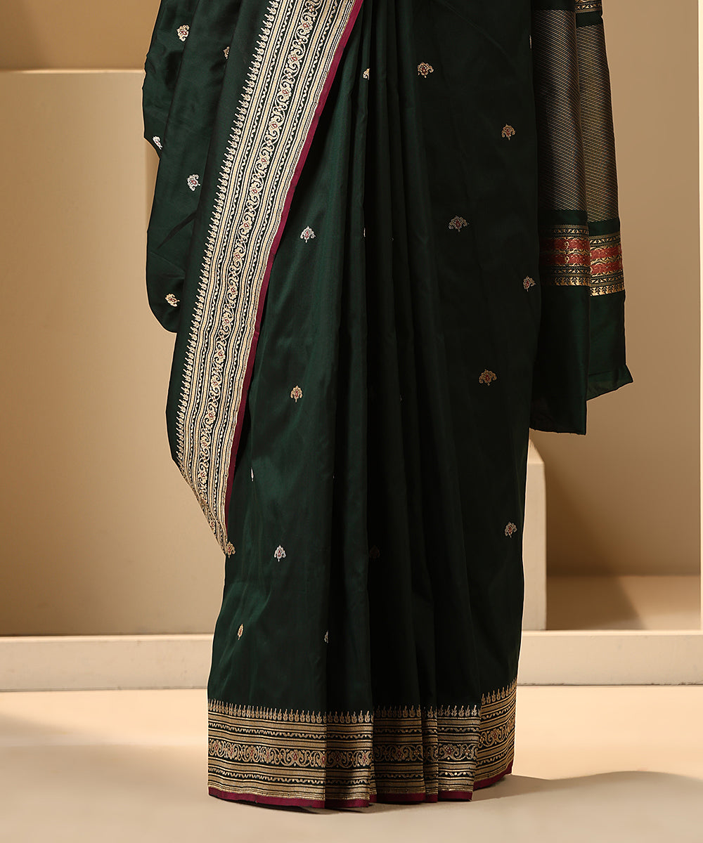 Handloom_Bottle_Green_Pure_Katan_Silk_Banarasi_Saree_With_Wine_Selvedge_WeaverStory_04