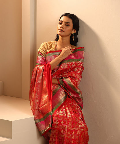 Handloom_Red_Mashroo_Silk_Tanchoi_Banarasi_Saree_With_Pink_And_Green_Border_WeaverStory_01