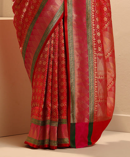 Handloom_Red_Mashroo_Silk_Tanchoi_Banarasi_Saree_With_Pink_And_Green_Border_WeaverStory_04