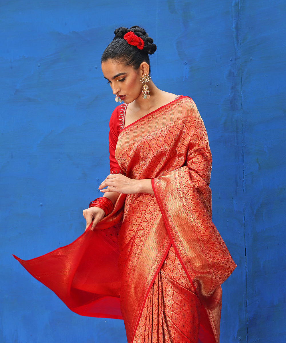 Handloom_Red_Pure_Katan_Silk_Zari_Wasket_Banarasi_Saree_With_Blue_Meenakari_WeaverStory_01