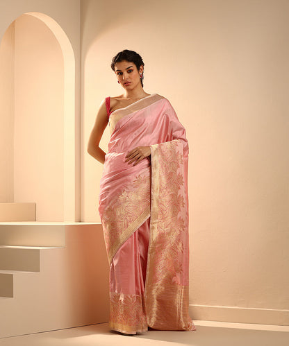 Light_Pink_Handloom_Pure_Mashroo_Silk_Tanchoi_Banarasi_Saree_With_Tanzeb_Border_WeaverStory_02