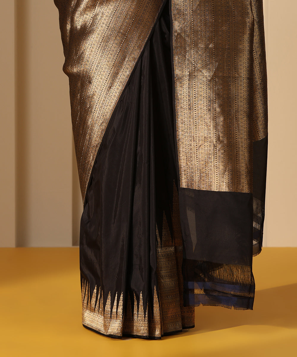 Black_Handloom_Rising_Temple_Pure_Katan_Silk_Banarasi_Saree_WeaverStory_04