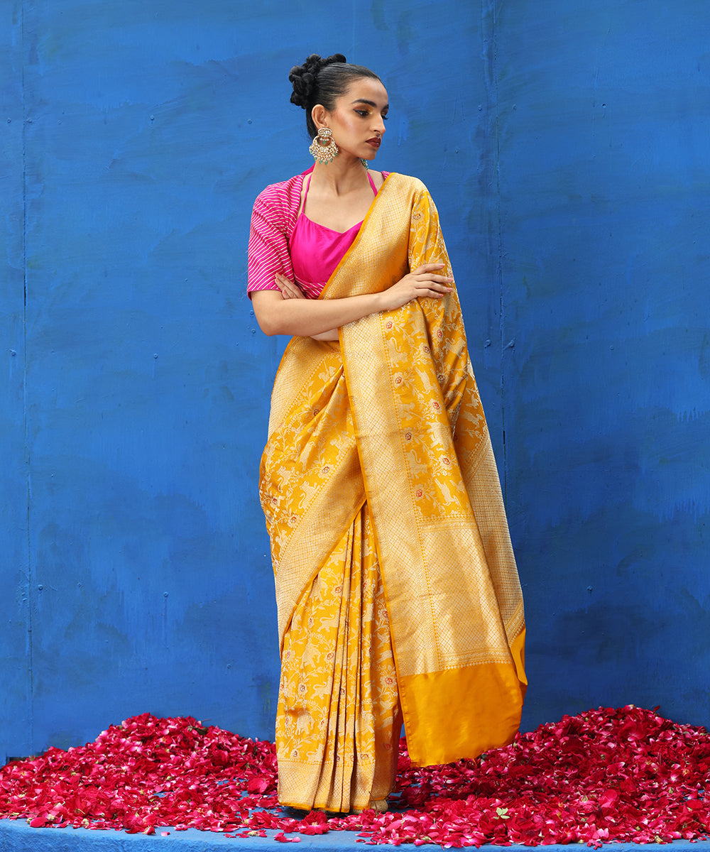 Handloom_Mustard_Pure_Katan_Silk_Zari_Weft_Shikargah_Banarasi_Saree_With_Meenakari_WeaverStory_02