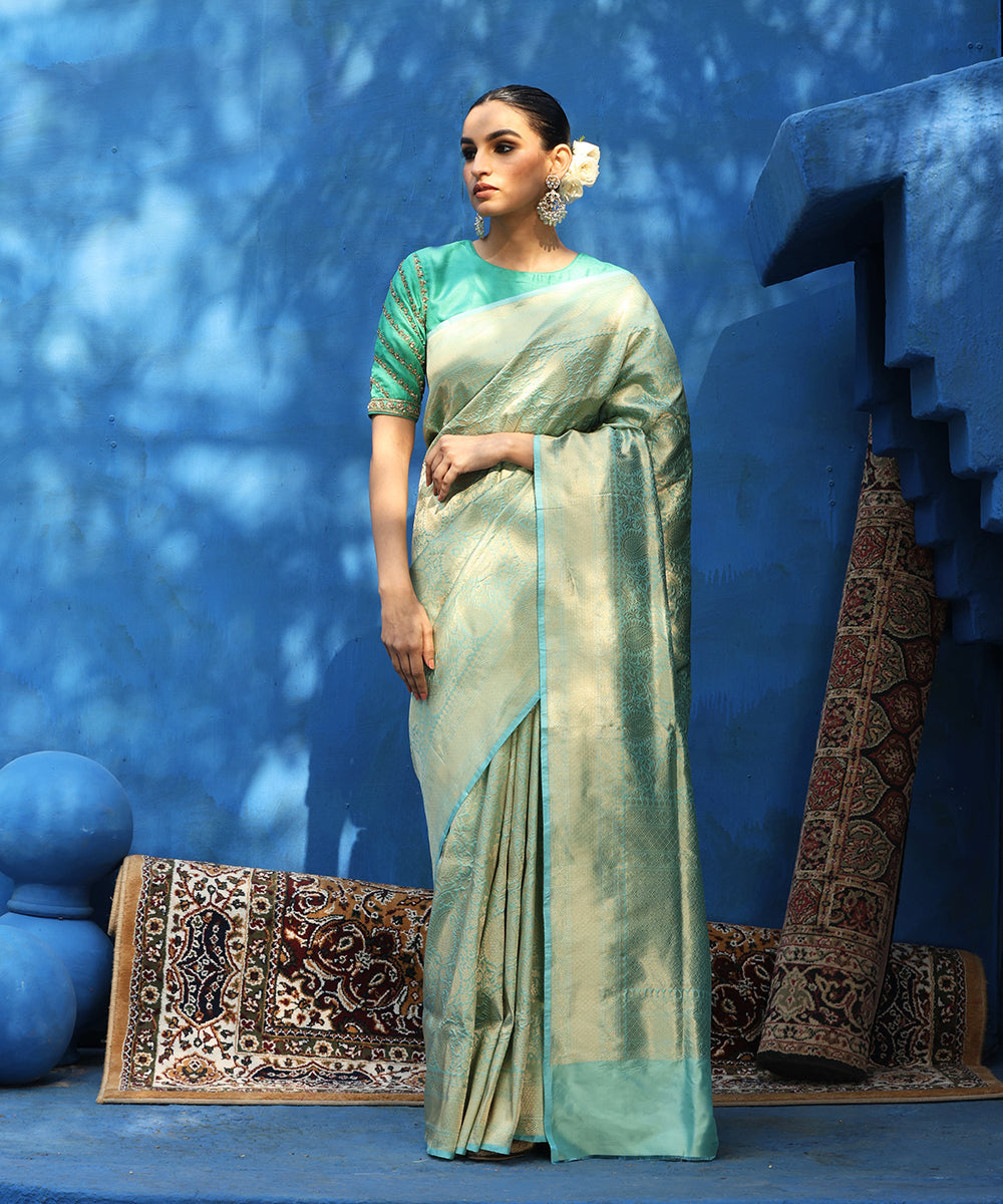 Handloom_Mint_Green_Pure_Katan_Silk_Kimkhab_Banarasi_Saree_With_Paisley_WeaverStory_02