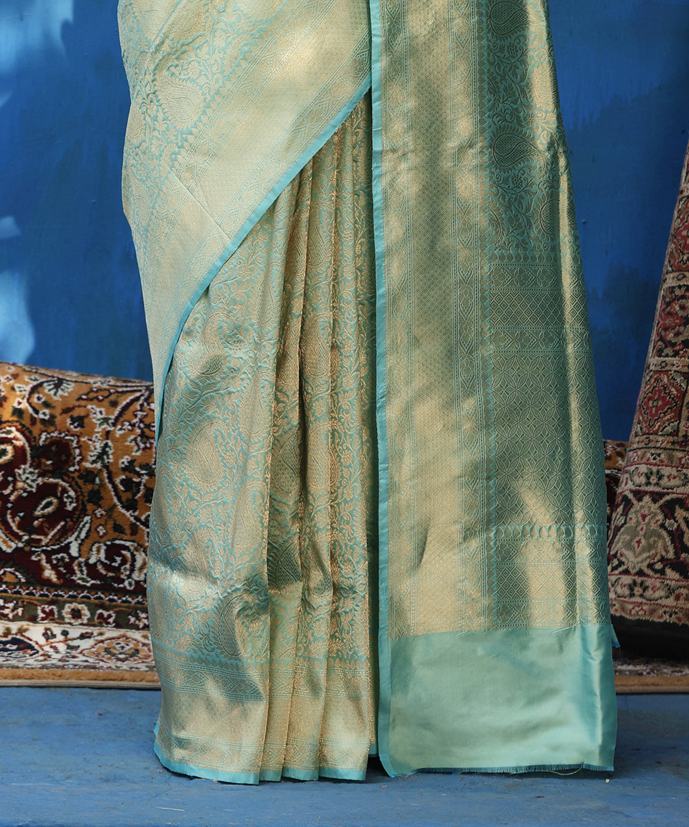 Handloom_Mint_Green_Pure_Katan_Silk_Kimkhab_Banarasi_Saree_With_Paisley_WeaverStory_04