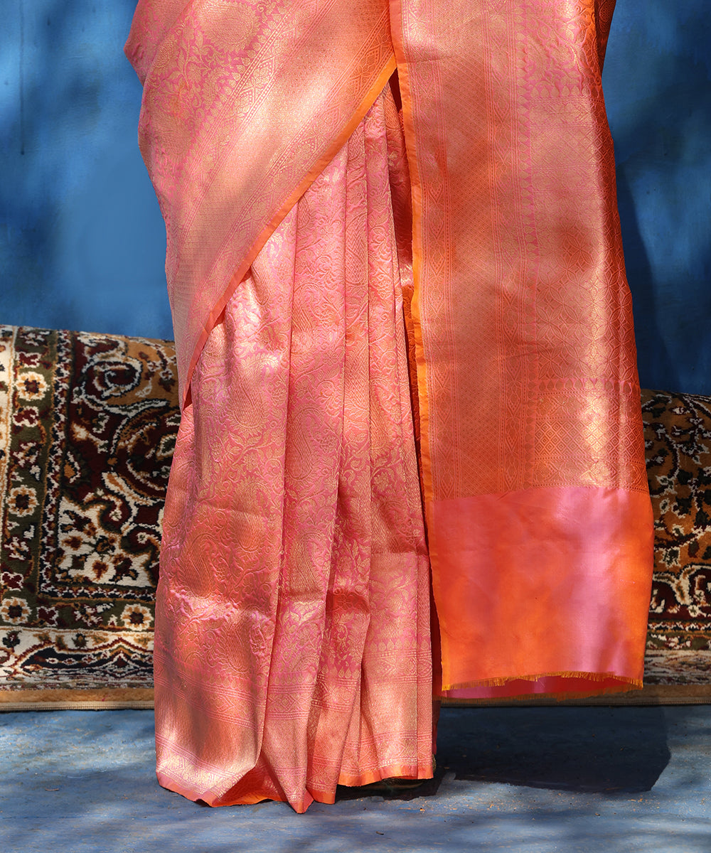 Pink_Handloom_Pure_Katan_Silk_Kimkhab_Banarasi_Saree_With_Antique_Zari_WeaverStory_04