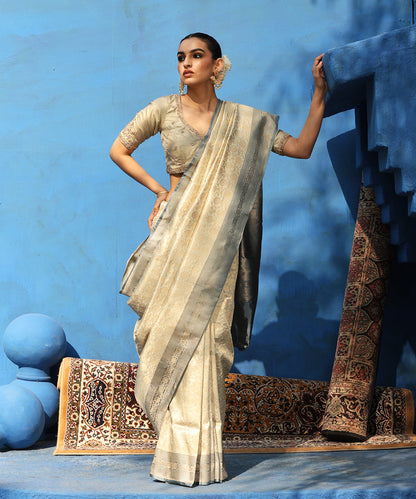 Handloom_Light_Blue_Pure_Katan_Silk_Kimkhab_Banarasi_Saree_With_Grey_Border_WeaverStory_03