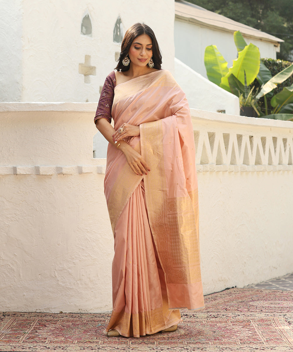 Handloom_Pink_Pure_Katan_Silk_Banarasi_Saree_With_Kadhwa_Booti_And_Border_WeaverStory_02