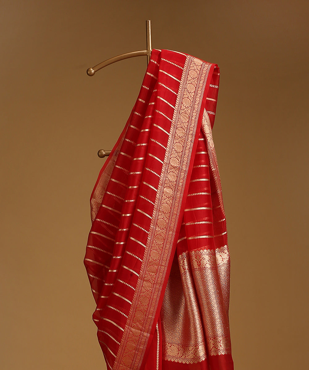 Handloom_Red_Pure_Organza_Silk_Banarasi_Saree_With_Silver_Zari_Floral_Border_And_Vertical_Stripes_WeaverStory_02