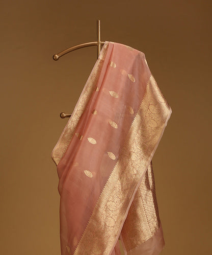 Dusty_Pink_Handloom_Pure_Organza_Silk_Banarasi_Saree_With_Gold_Zari_Border_And_Kadhwa_Boota_WeaverStory_02