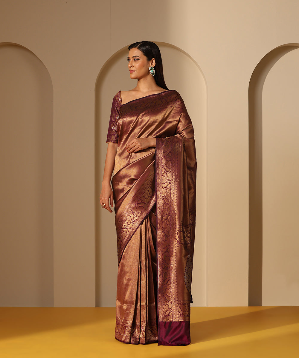 Purple_Handloom_Pure_Tissue_Tanchoi_Banarasi_Saree_With_Kadhwa_Floral_Border_WeaverStory_02