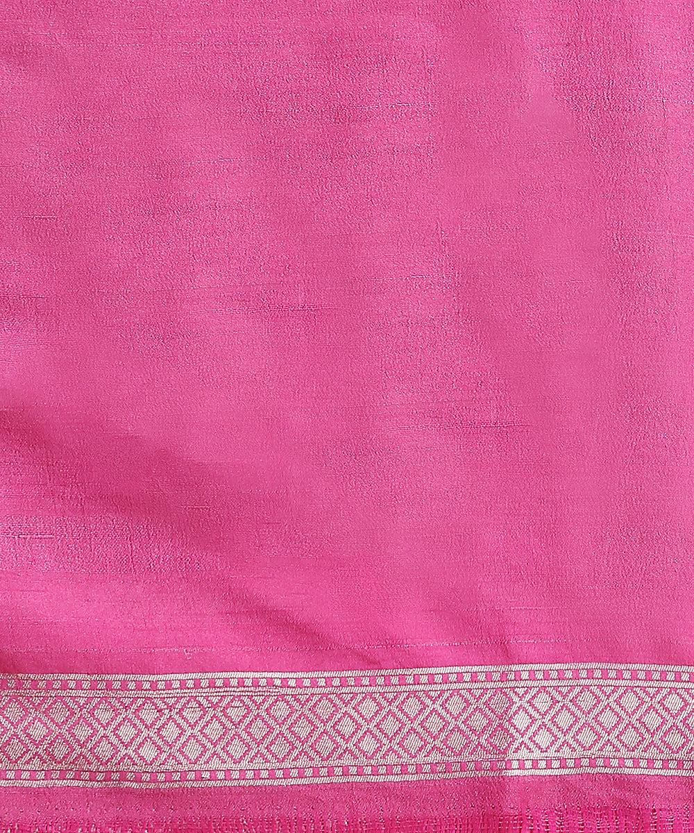 Pink_Handloom_Pure_Tusser_Georgette_Banarasi_Saree_With_Multicolour_Floral_Border_And_Cutwork_Bootis_WeaverStory_06