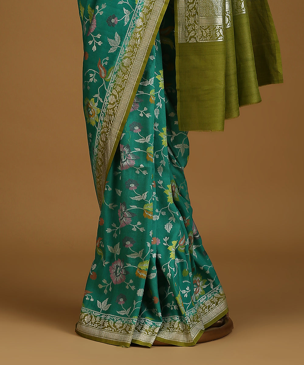 Handloom_Teal_And_Green_Pure_Tusser_Georgette_Banarasi_Saree_With_Floral_Bootas_WeaverStory_03