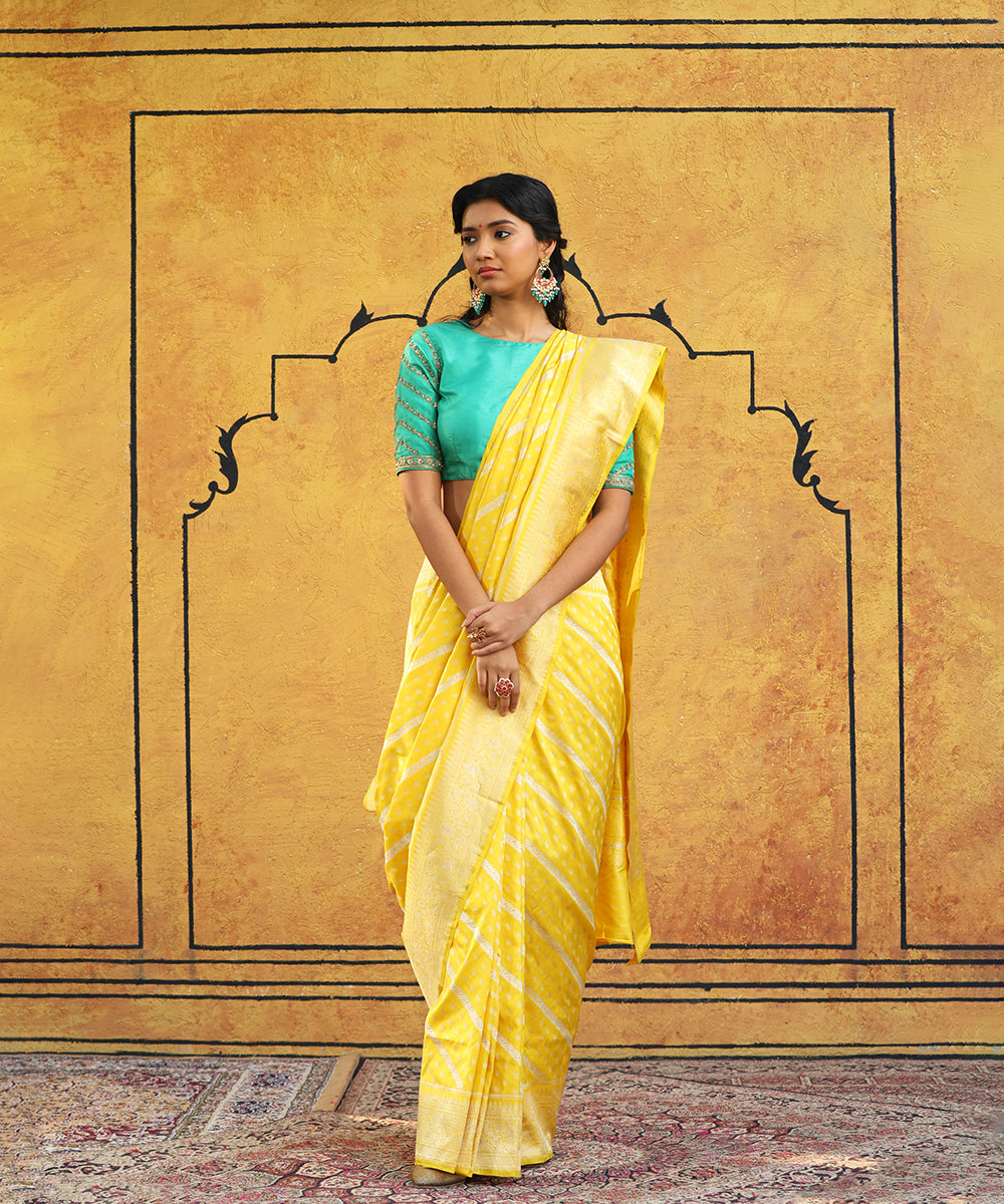 Handloom_Yellow_Pure_Katan_Silk_Banarasi_Saree_With_Aada_Jaal_WeaverStory_02